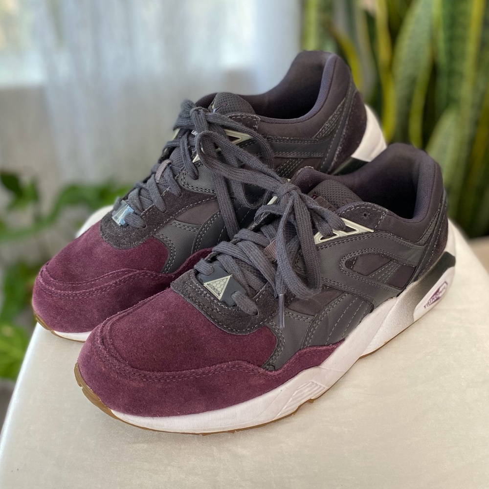 PUMA Sneakers